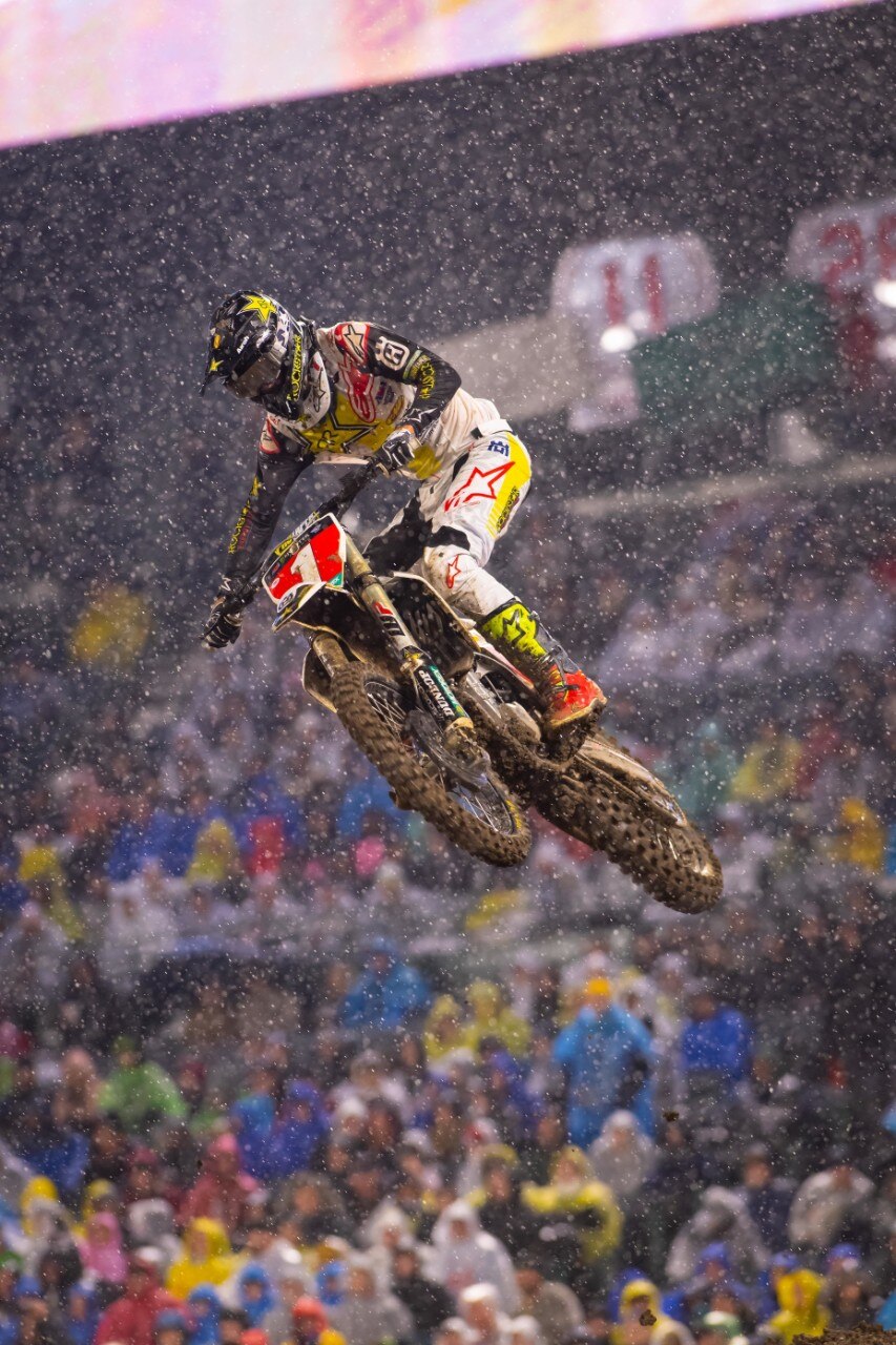 AMA Supercross 2019, Justin Barcia si aggiudica Anaheim1